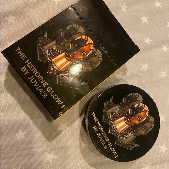 The Heroine Glow I By Juvias Highlighter - Picture 3 of 5